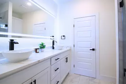 5824 Plum Dale Road, Dallas, TX 75241 - Photo 26