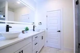 5824 Plum Dale Rd, Dallas, TX 75241 - Photo 26