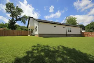 5824 Plum Dale Rd, Dallas, TX 75241 - Photo 32