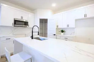 5824 Plum Dale Rd, Dallas, TX 75241 - Photo 18