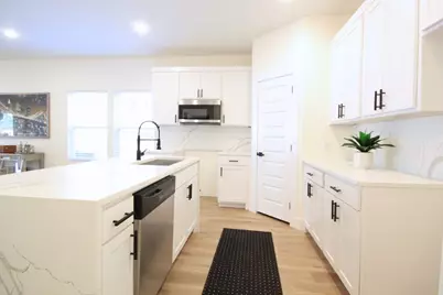 5824 Plum Dale Road, Dallas, TX 75241 - Photo 14