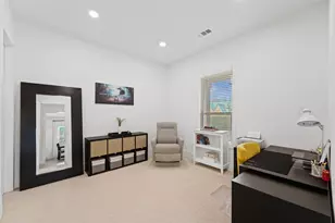 4706 Victor St, Dallas, TX 75246 - Photo 22