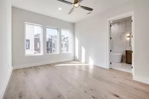 218 E Dallas Rd, Grapevine, TX 76051 - Photo 18