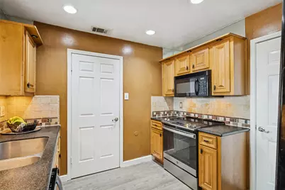 448 Arbor Creek Drive, Euless, TX 76039 - Photo 10