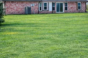 990 Treehouse Ln, Red Oak, TX 75154 - Photo 2