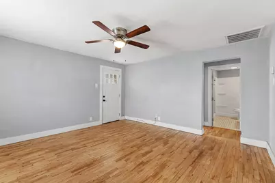 2709 Townsend Drive, Fort Worth, TX 76110 - Photo 8