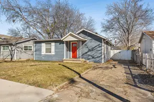 2709 Townsend Dr, Fort Worth, TX 76110 - Photo 2