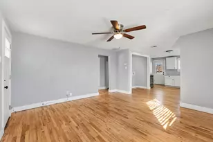 2709 Townsend Dr, Fort Worth, TX 76110 - Photo 6