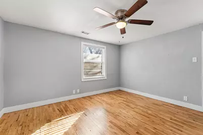 2709 Townsend Drive, Fort Worth, TX 76110 - Photo 6