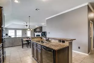 10436 Flat Creek Trail, McKinney, TX 75072 - Photo 8