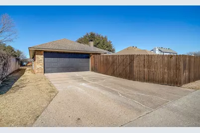 814 Nafus Street, Cedar Hill, TX 75104 - Photo 4