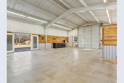 143 Florence Lane, Springtown, TX 76082 - Photo 34