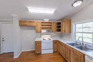 121 Windy Creek, Springtown, TX 76082 - Photo 6