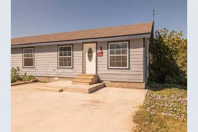 121 Windy Creek, Springtown, TX 76082 - Photo 2