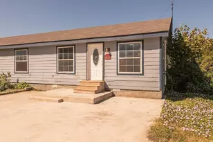 121 Windy Creek, Springtown, TX 76082 - Photo 2