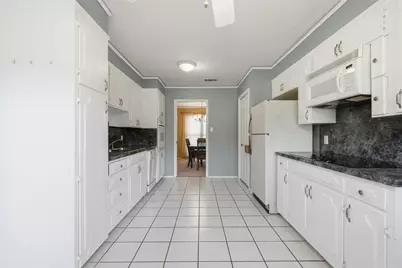 5801 Westlawn Drive, Waco, TX 76710 - Photo 8