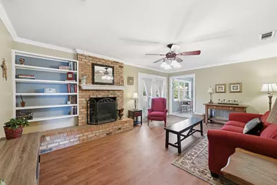 5801 Westlawn Drive, Waco, TX 76710 - Photo 10