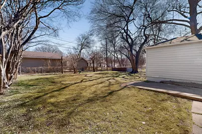 1332 Gaylord Drive, Dallas, TX 75217 - Photo 34