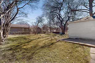 1332 Gaylord Dr, Dallas, TX 75217 - Photo 34