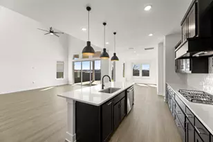 7229 Switchgrass St, Little Elm, TX 76227 - Photo 10