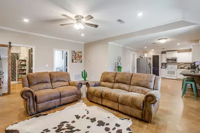 301 Willow Circle, Springtown, TX 76082 - Photo 10