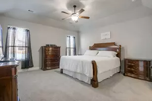 424 Delaware St, Burleson, TX 76028 - Photo 20