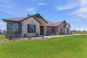 114 Hillview Trl, Decatur, TX 76234 - Photo 4