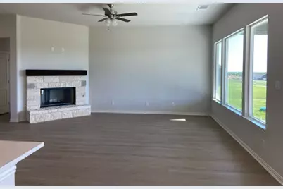 114 Hillview Trail, Decatur, TX 76234 - Photo 6