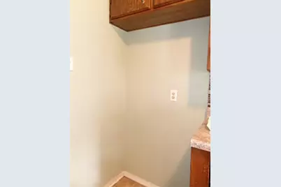 1022 S Center Street, Grand Prairie, TX 75051 - Photo 16