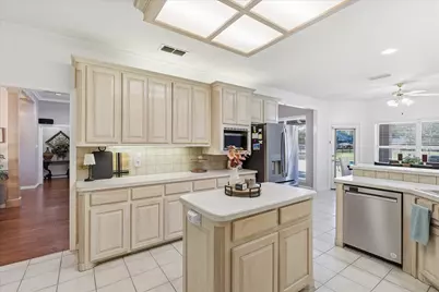 113 Green Oaks Court, Hudson Oaks, TX 76087 - Photo 24