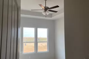 129 Hillview Trl, Decatur, TX 76234 - Photo 8