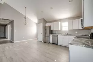 606 S Aquilla St, Itasca, TX 76055 - Photo 14