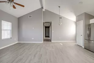 606 S Aquilla St, Itasca, TX 76055 - Photo 22