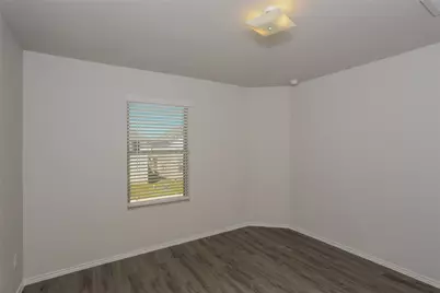 5244 Applegate Drive, Forest Hill, TX 76119 - Photo 10