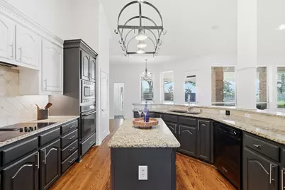 5809 N Ballantrae Drive, Colleyville, TX 76034 - Photo 4