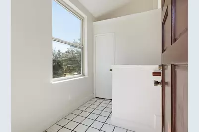 2931 Peninsula Way, Carrollton, TX 75007 - Photo 4