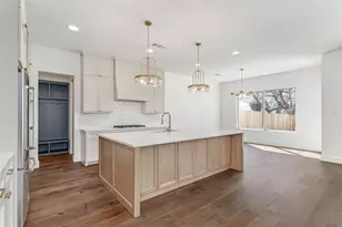 1107 Mt Auburn Ave, Dallas, TX 75223 - Photo 4