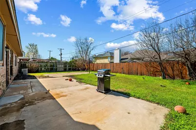 4238 Emerson Drive, Grand Prairie, TX 75052 - Photo 12