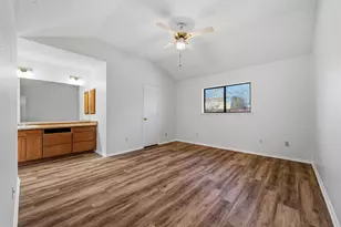 4238 Emerson Dr, Grand Prairie, TX 75052 - Photo 8