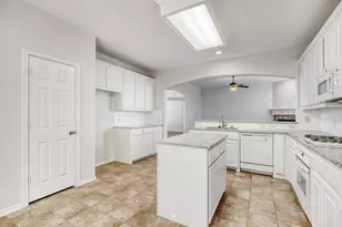 5532 Buckskin Dr, The Colony, TX 75056 - Photo 8