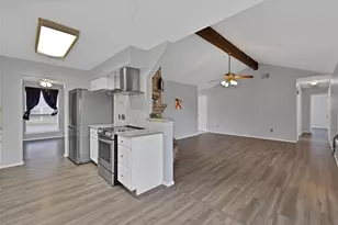 7357 Channelview Dr, Fort Worth, TX 76133 - Photo 10