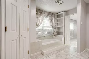 407 Llano Ct, Weatherford, TX 76087 - Photo 16