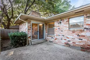 7551 Brentcove Cir, Dallas, TX 75214 - Photo 32