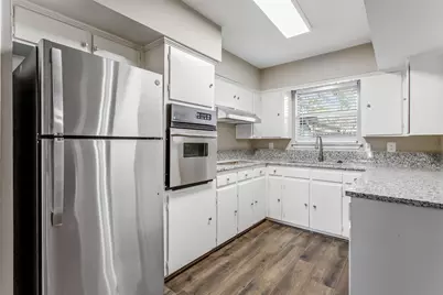 7551 Brentcove Circle, Dallas, TX 75214 - Photo 10