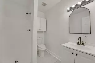 114 E Ross St, Waxahachie, TX 75165 - Photo 6