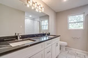 2536 Daisy Ln, Fort Worth, TX 76111 - Photo 28