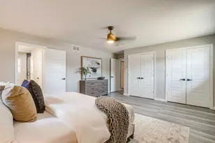 2536 Daisy Ln, Fort Worth, TX 76111 - Photo 10