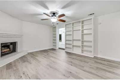 732 Danvers Lane, Mansfield, TX 76063 - Photo 4