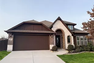 8805 Cassidy Ln, Aubrey, TX 76227 - Photo 2