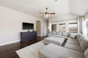 8805 Cassidy Ln, Aubrey, TX 76227 - Photo 20